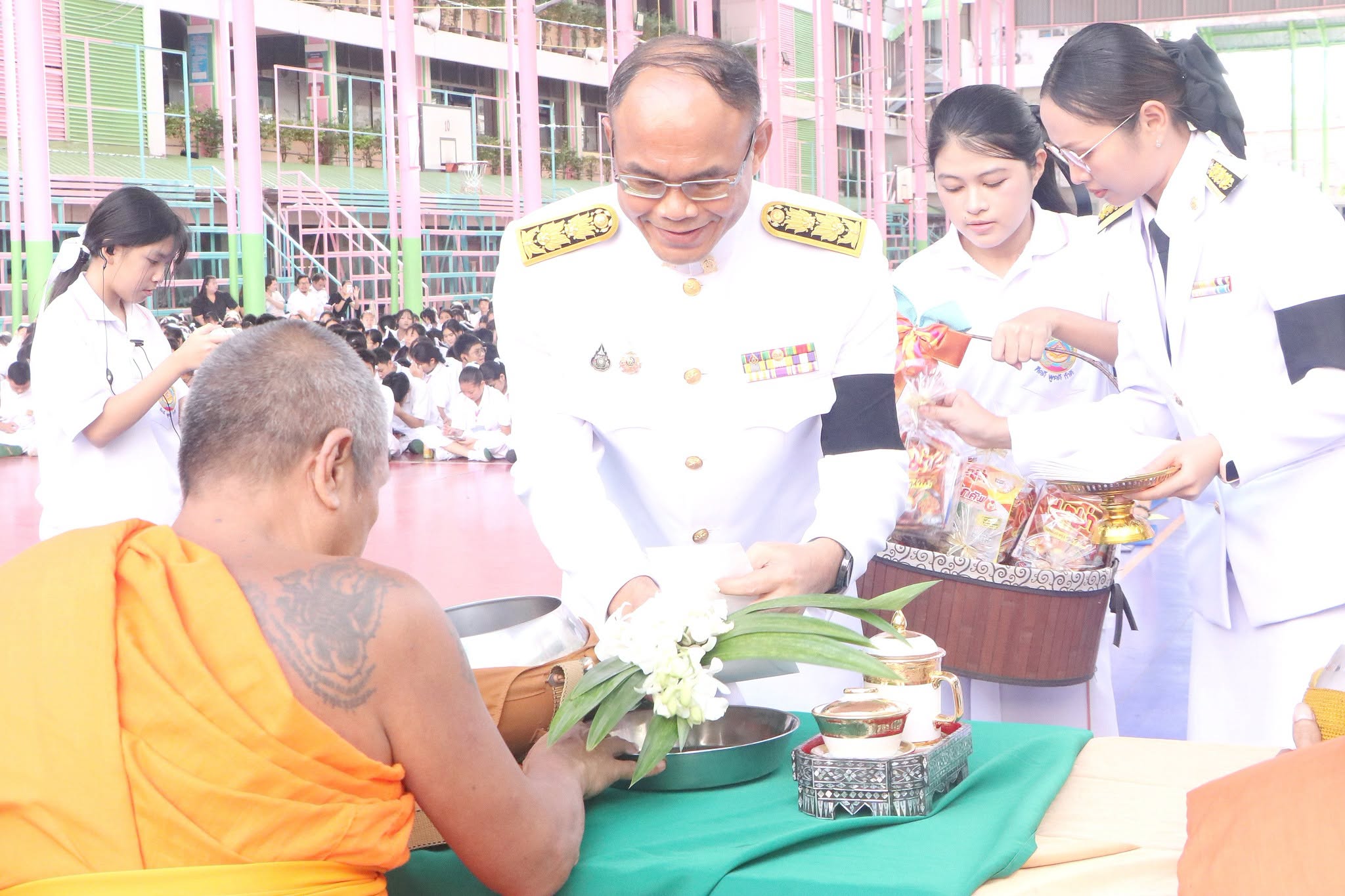 โรงเรียนบางปะกอกวิทยาคม "กิจกรรมถวายพระราชกุศลในวาระ 100 วัน (สตมวาร) แห่งการสิ้นพระชนม์ แด่องค์สมเด็จพระเจ้าลูกยาเธอ เจ้าฟ้าพัชรกิติยาภา นเรนทิราเทพยวดี กรมหลวงราชสาริณีสิริพัชร มหาวัชรราชธิดา"